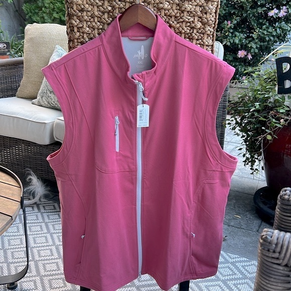 New with Tags: The Johnnie-O Men's Vest JMVT1400 (Knockdown) in Nantucket - Picture 1 of 10